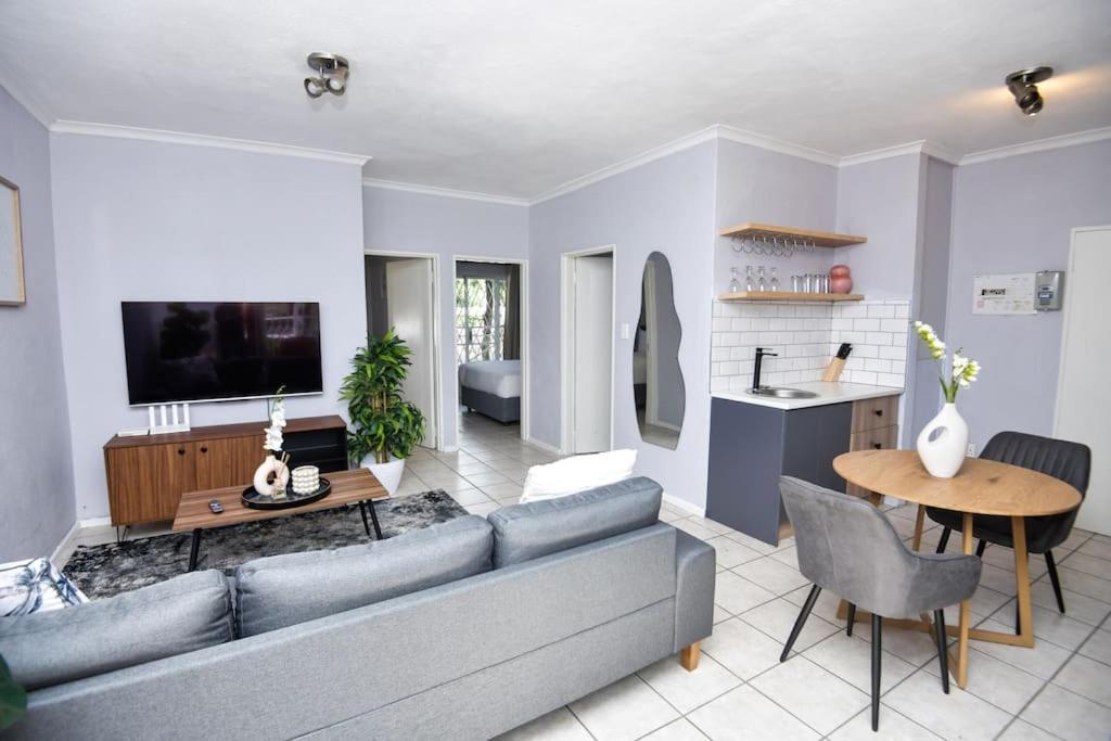 Comfy Hatfield Appartment Pretoria Exterior foto