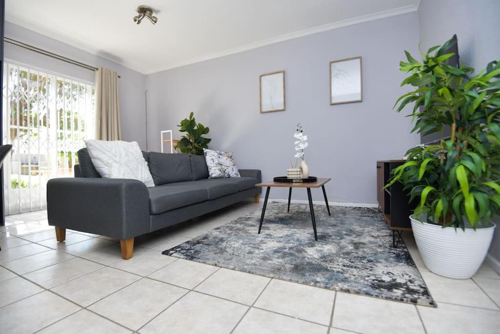 Comfy Hatfield Appartment Pretoria Exterior foto