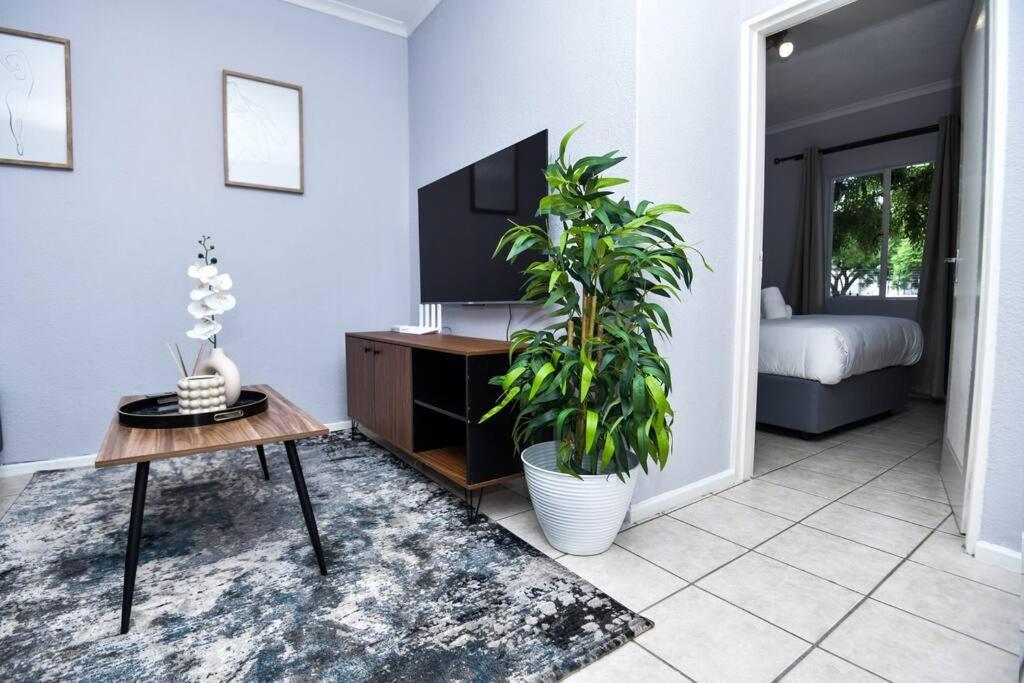 Comfy Hatfield Appartment Pretoria Exterior foto