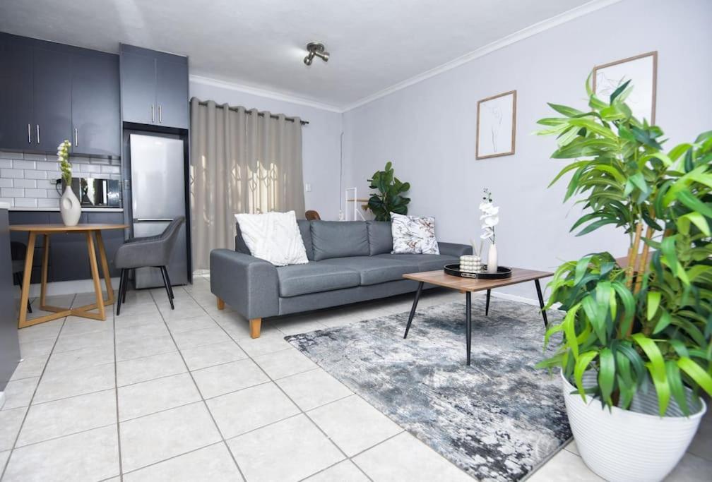 Comfy Hatfield Appartment Pretoria Exterior foto