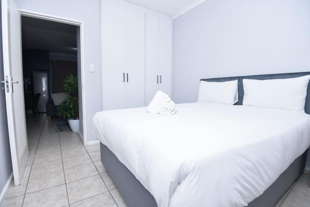 Comfy Hatfield Appartment Pretoria Exterior foto